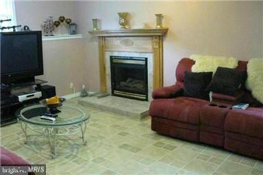 6414 Windsor Dr, King George, VA 22485 - photo 4