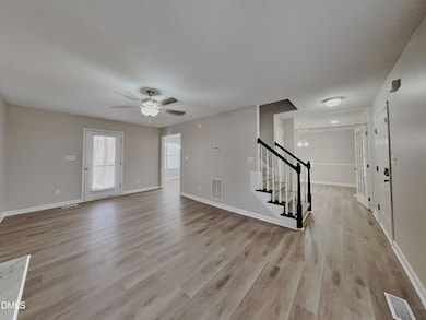 120 Hocutt Dr, Clayton, NC 27520 - photo 2