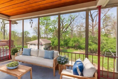 Virtual Staging AI - greogorySunroom - A
