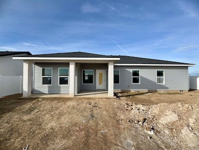 2018 Regan St, Jerome, ID 83338 - photo 2