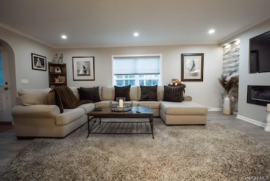 519 Old Country Rd unit 519, Riverhead, NY 11901 - photo 5