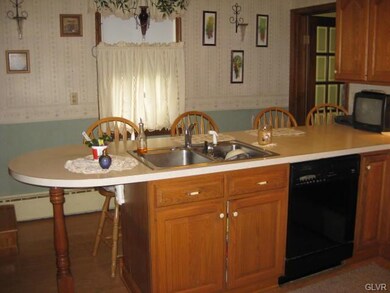 416 Mahoning St, Lehighton, PA 18235 - photo 7