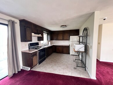 36 Grant St, South Dartmouth, MA 02748 - photo 2