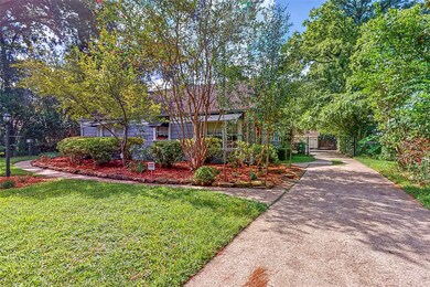 717 W 42nd St, Houston, TX 77018 - photo 4