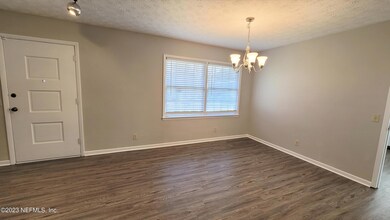 3746 Cedarcrest Dr, Jacksonville, FL 32210 - photo 5