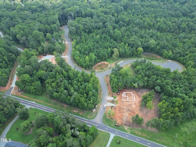 2970 Forest Creek Ln, Mebane, NC 27302 - photo 5