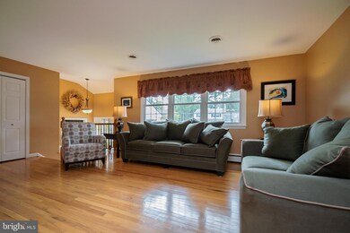 2603 Heritage Farm Dr, Wilmington, DE 19808 - photo 3