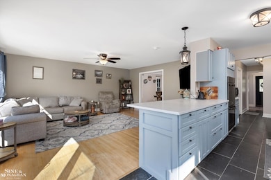 1291 Roslyn Rd, Grosse Pointe Woods, MI 48236 - photo 6