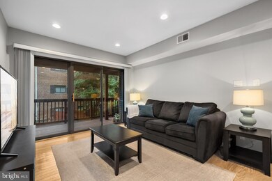 2702 Dartmouth Rd unit 3, Alexandria, VA 22314 - photo 5