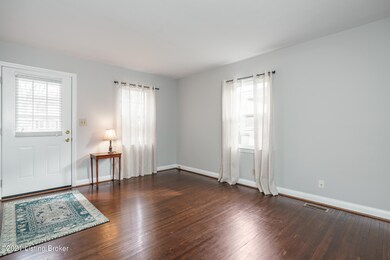 1248 Schiller Ave, Louisville, KY 40204 - photo 3
