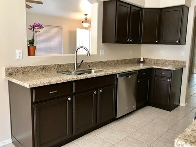 3Kitchen2