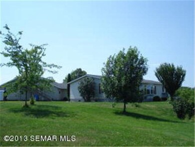 36261 Cedar Ridge Dr, Winona, MN 55987 - photo 2