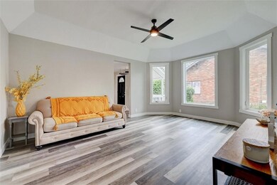 2618 E Walnut St, Des Moines, IA 50317 - photo 2