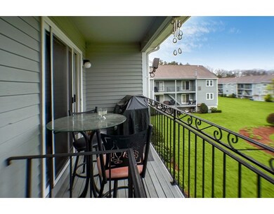 64 Tennis Plaza Rd unit 16, Dracut, MA 01826 - photo 3