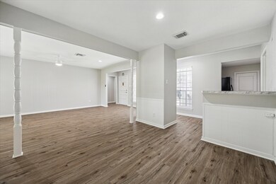 2110 Winter Bay Ln, Houston, TX 77088 - photo 2