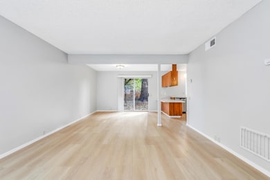 1574 Drake Dr unit 423, Davis, CA 95616 - photo 3
