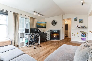 147 S Edgewater Dr unit 35, Galloway, NJ 08205 - photo 4