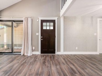 007_465d_N 832 CHerlyn Ct 001