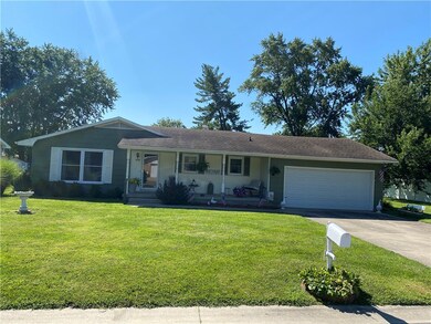 1000 N Koester Dr, Effingham, IL 62401 - photo 2