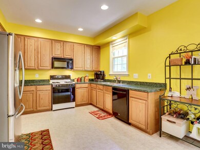 12996 Terminal Way, Woodbridge, VA 22193 - photo 7