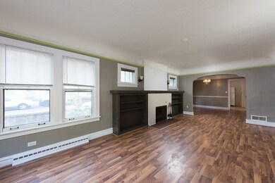 1314 N Ash St, Waukegan, IL 60085 - photo 5