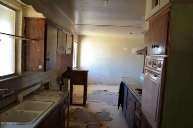 Kitchen (2)