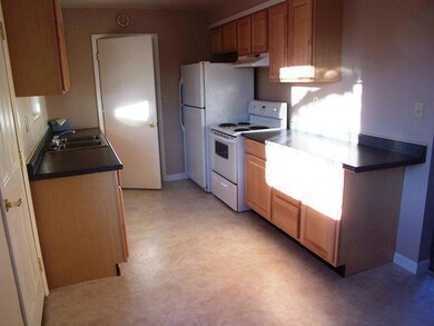 170 Bigham Dr, Central Point, OR 97502 - photo 3