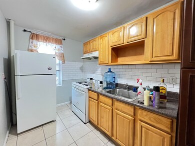2267 Kennedy Blvd unit 7, Jc, Bergen-Lafayett, NJ 07304 - photo 3