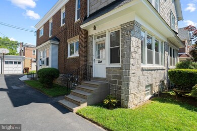 215 W Albemarle Ave, Lansdowne, PA 19050 - photo 4