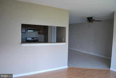 236 Loring Ct unit 236, Sewell, NJ 08080 - photo 3
