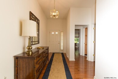 17 Camden Cir, Delmar, NY 12054 - photo 2