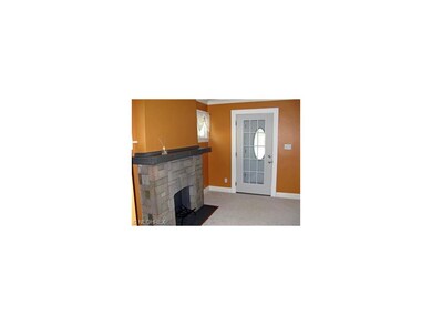 A wood foyer will welcome tyour guests. All exteri
