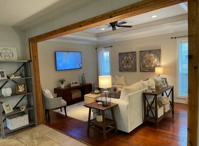 10047 Wickersham Ln, Houston, TX 77042 - photo 7