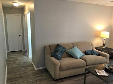 916 Jerry Ln, Bedford, TX 76022 - photo 6