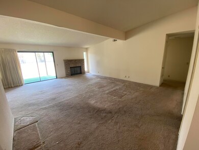 Livingroom2