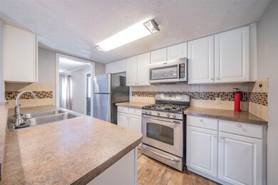 2018 Westwood Dr, Denton, TX 76205 - photo 3