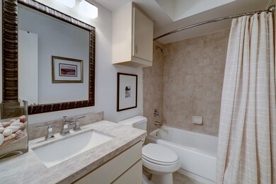 2705 Rutland St unit F, Houston, TX 77008 - photo 6