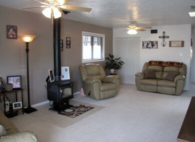 LIVING ROOM/WOODBURNING STOVE