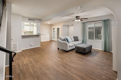 812 E Eugie Ave - MLS-15