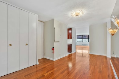 The Galaxy Towers unit 38G, Guttenberg, NJ 07093 - photo 4