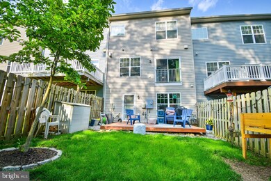 9317 Dawkins Crest Cir, Bristow, VA 20136 - photo 3