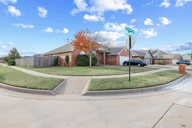 View of front of house featuring a garage and a fr