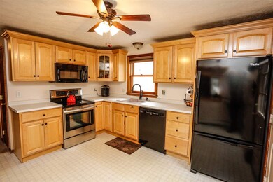 16 W Chamberlain Rd, Merrimack, NH 03054 - photo 3