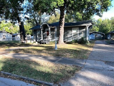 1311 W 6th St, Okmulgee, OK 74447 - photo 3