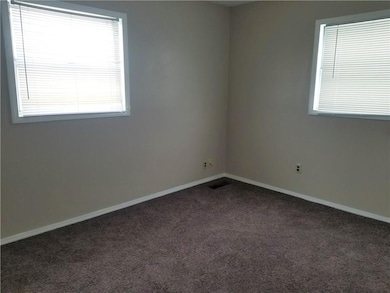 607 E Pine St, Muncie, IN 47303 - photo 5