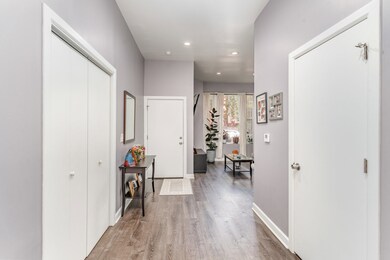 1721 W Pierce Ave, Chicago, IL 60622 - photo 4