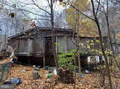 493 Shellbark Dr, Newport, PA 17074 - photo 2