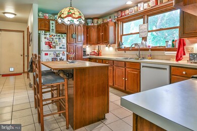 219 Frontier Rd, Perkasie, PA 18944 - photo 4