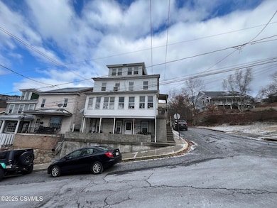 825 E Dewart St unit 827, Shamokin, PA 17872 - photo 3