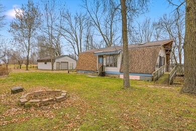 02-Front of Home.jpg